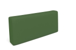 Housse de coussin de jardin rectangulaire vert foncé avec une texture de tissu lisse.