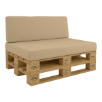 Funda beige a medida para cojines de jardín sobre muebles de palets, material de mobiliario resistente y duradero.