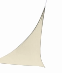 Toldo vela triangular beige impermeable premium 4,2x4,2x5,9 m montado con anillo metálico.