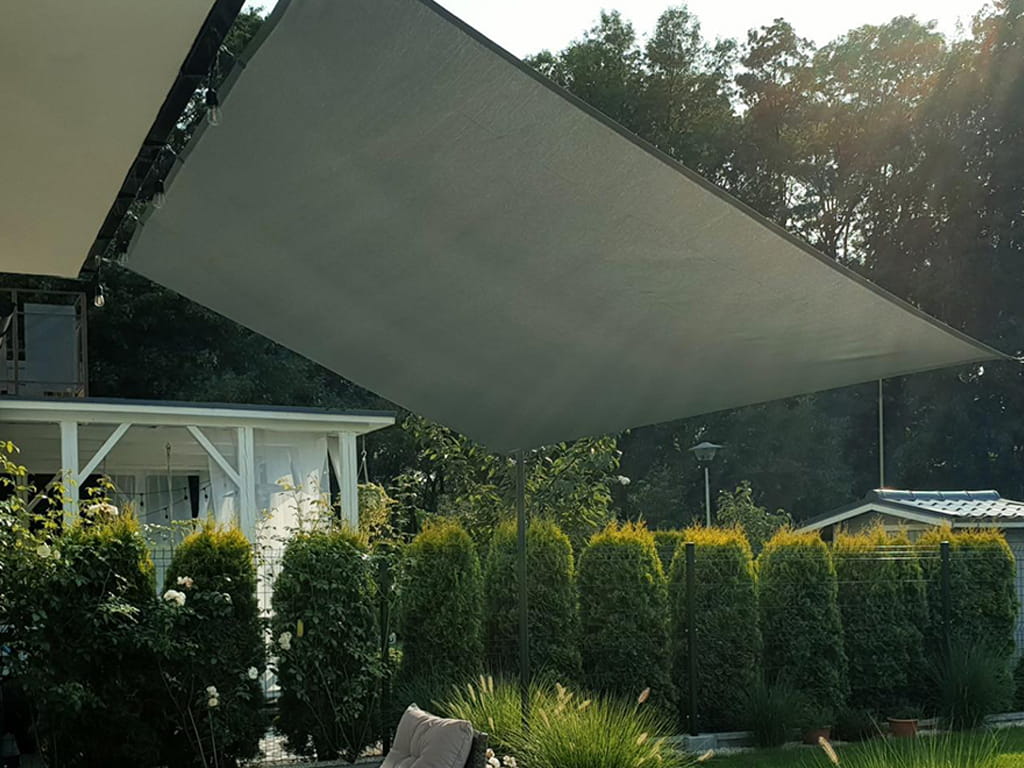 Vela Ombreggiante 9 x 9 m Protezione Solare Respirante Anti UV Vele Parasole Rete Traspirante Traspirante Tenda a Vela con Occhielli per Esterno